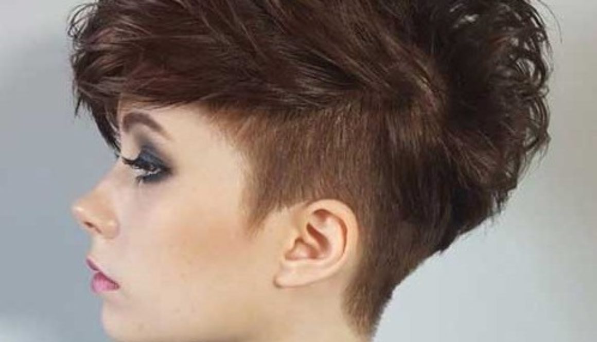 Short-Trendy-Haircut-1-500x357